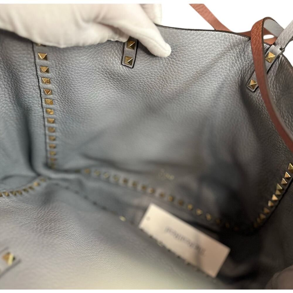 Valentino large Rockstud trapeze tote - reversible pink and grey! - Picture 5 of 10
